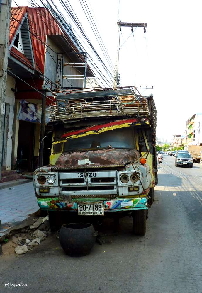 Udon Thani Car 1.JPG