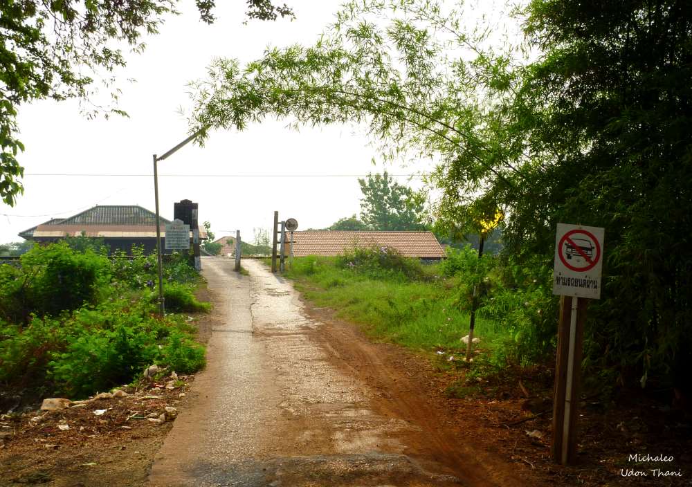 Udon Thani Gleise 1.JPG