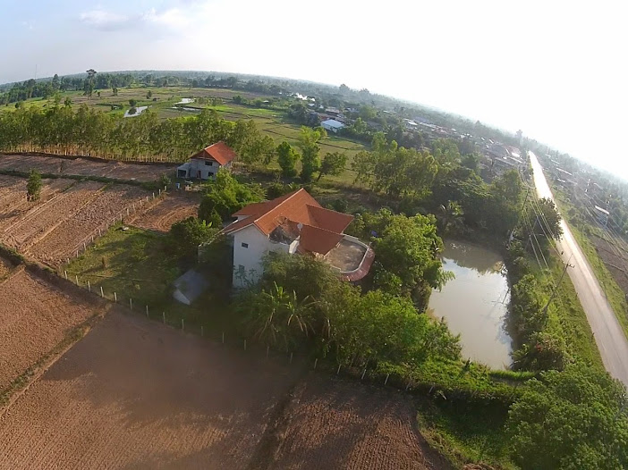 DJI00017-005.jpg