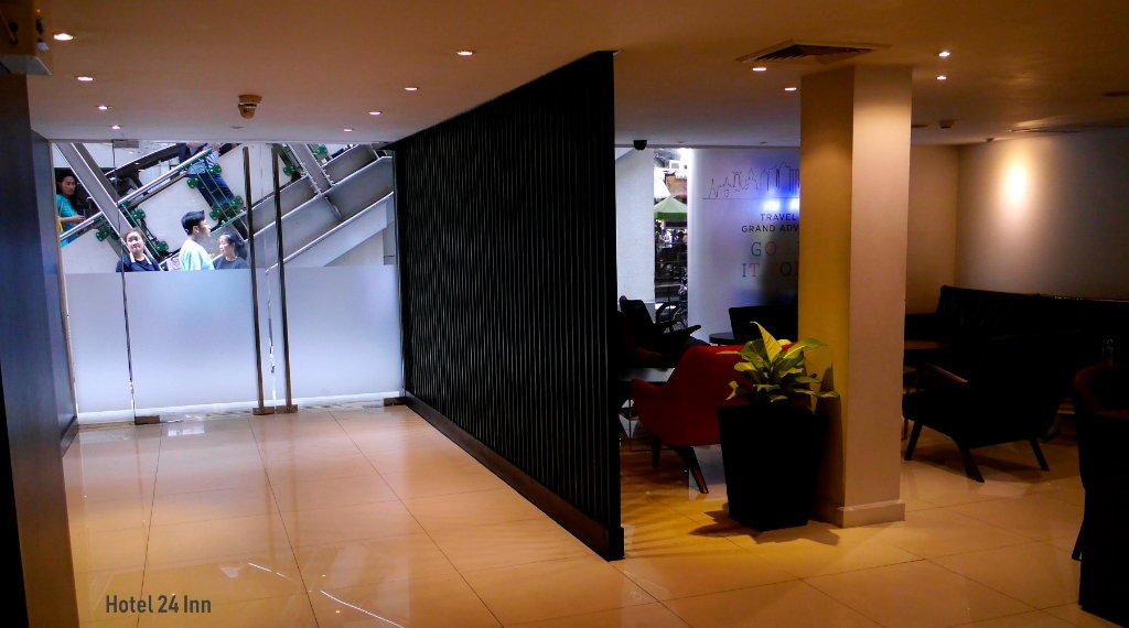 Hotel 24 Inn 38.JPG