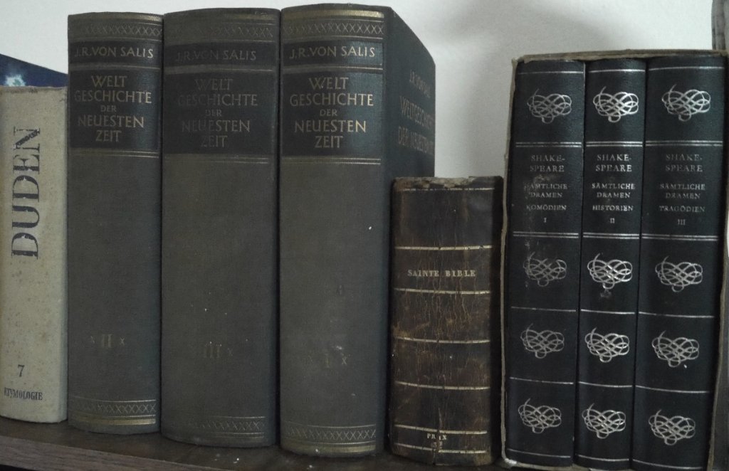 Uraltes Bücherwissen.JPG