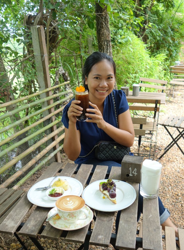 Barn Na Cafe 12.JPG