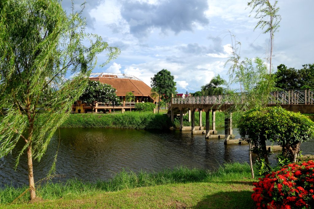 Nong Bua 23 25.JPG