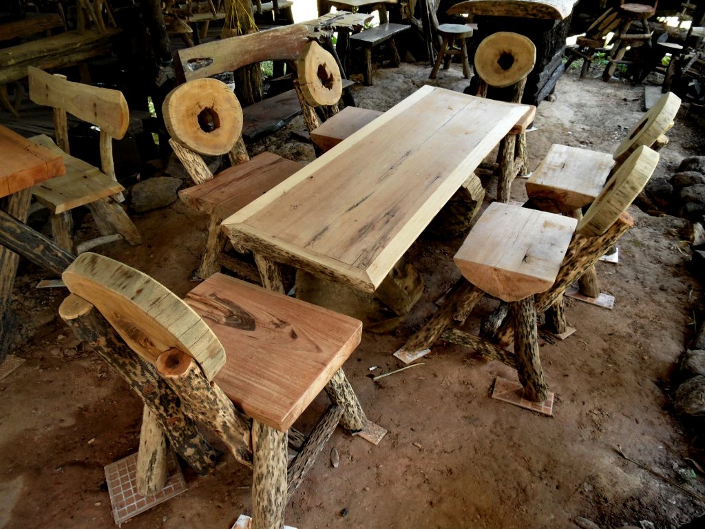 Holzmoebel-TB-1.jpg