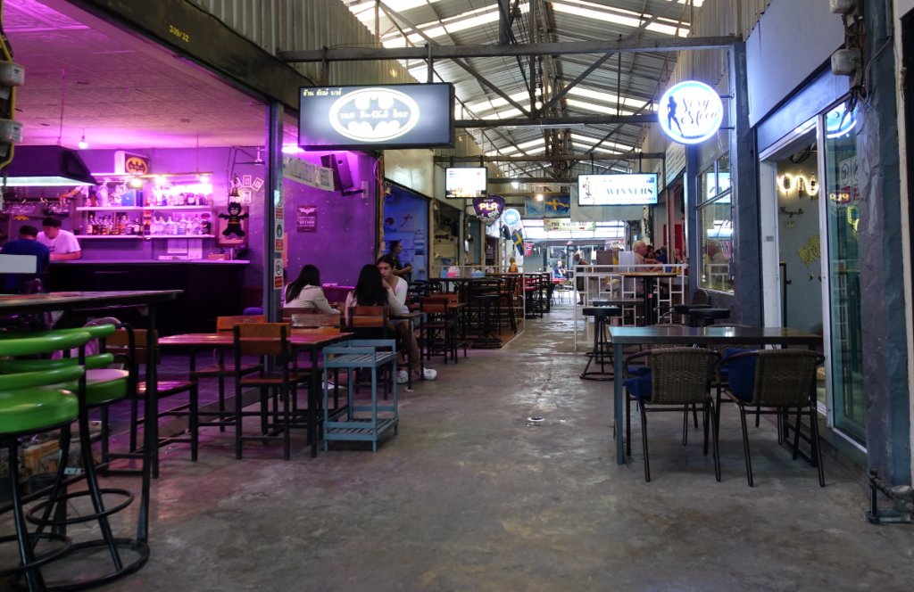 Nutty park at 4 pm.JPG