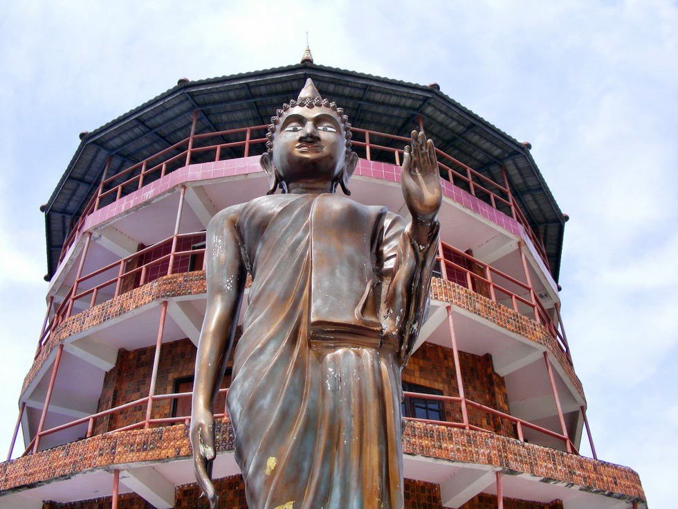 Korat-Wat-Ban-Ma-Rum-02.jpg