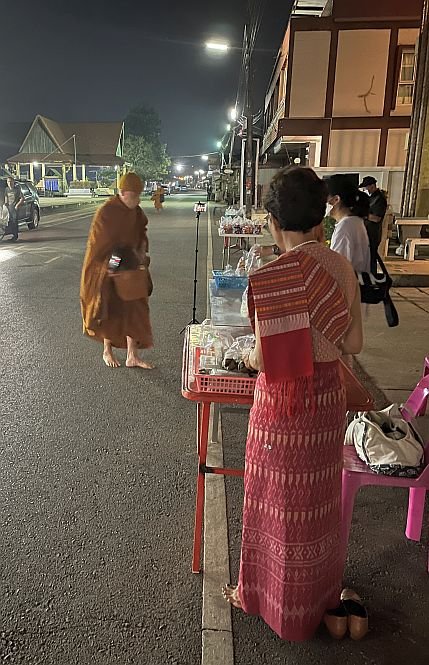 Monks in the morning (2).JPG