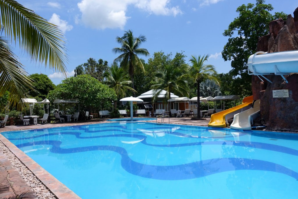 Naka Buri Pool 2.JPG
